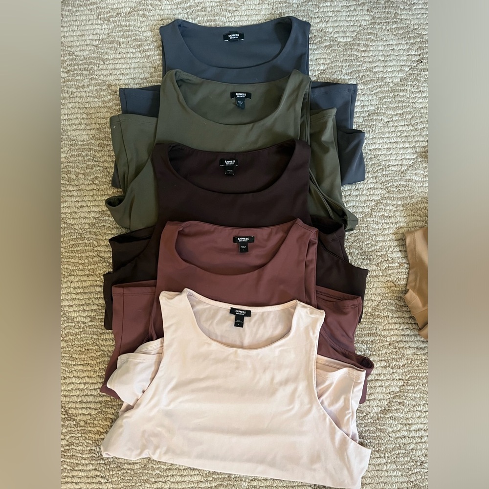 LOT of Express Body Contour Tanks